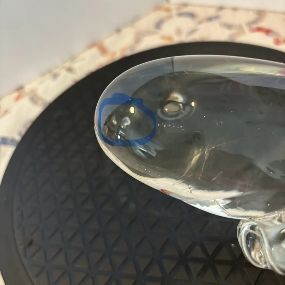 Beautiful Blown Glass Whale - Picture 4 of 8